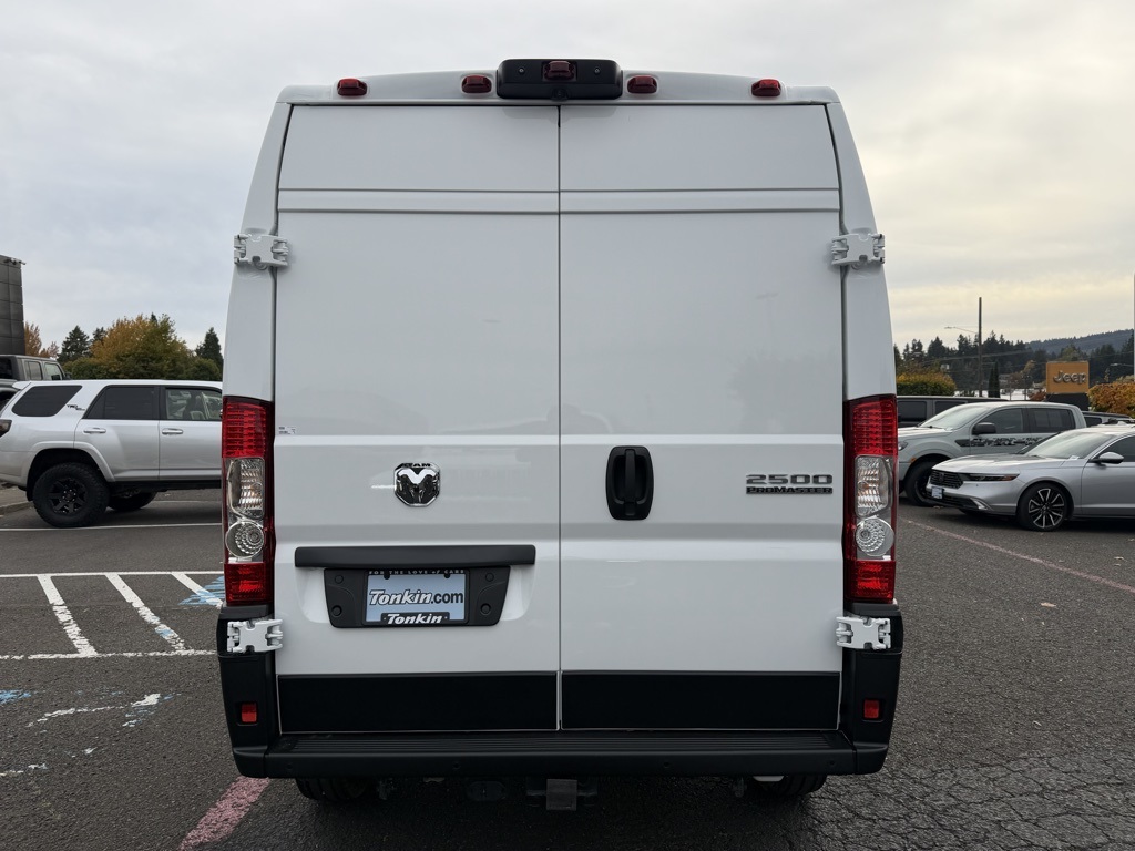 2026 Ram ProMaster 2500 photo 2