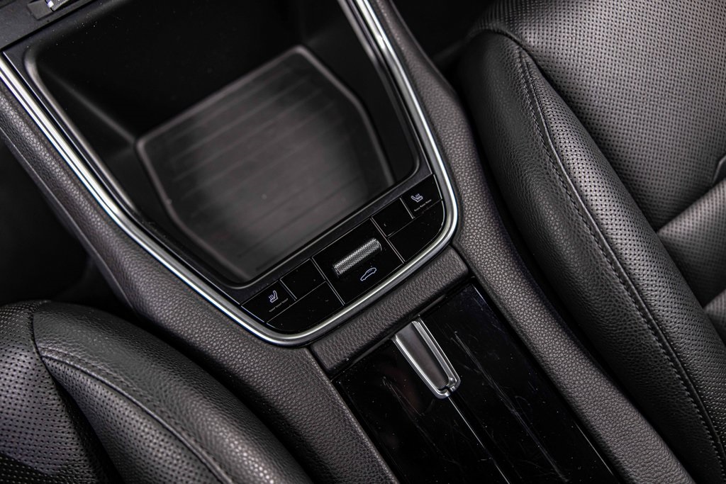 2019 PORSCHE PANAMERA - Image 37