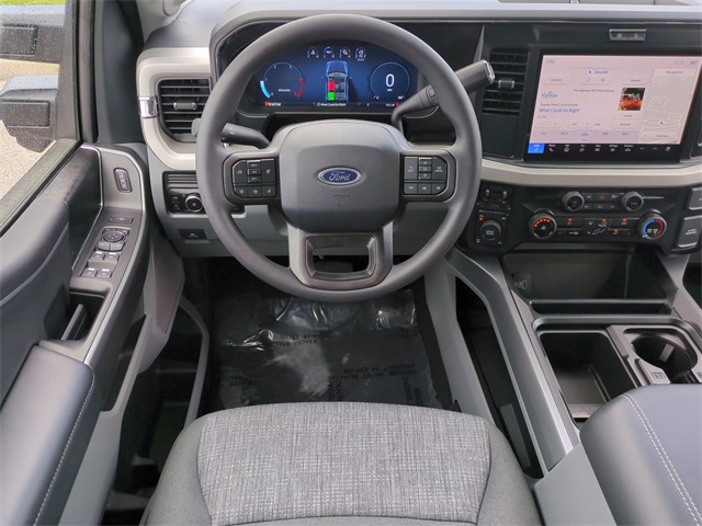 2026 Ford F-350 photo 15