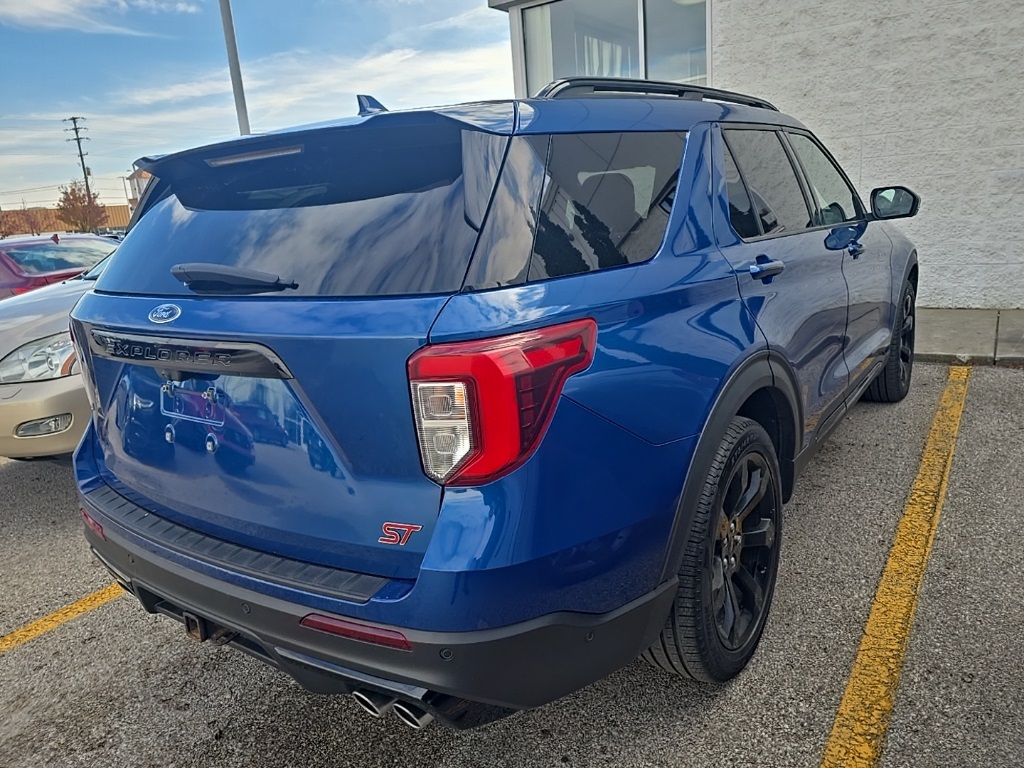 2020 Ford Explorer ST photo 3