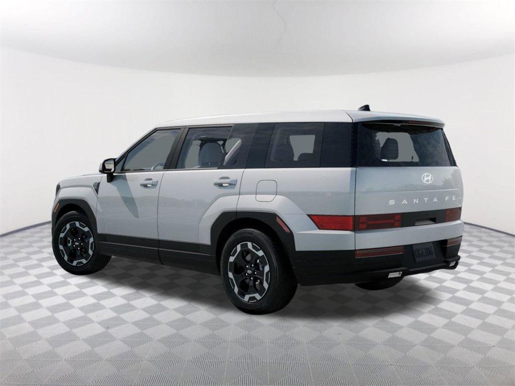 2026 Hyundai Santa Fe SE photo 5