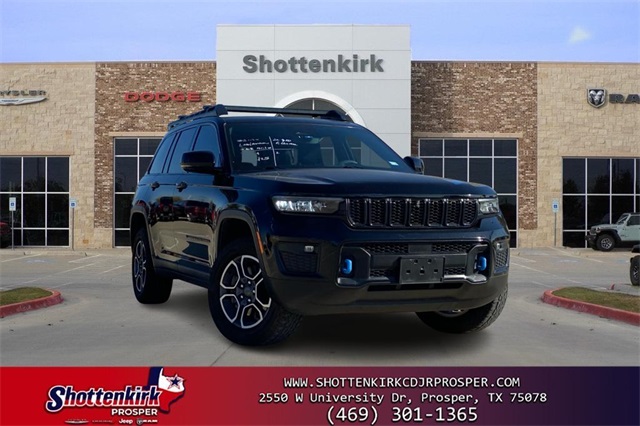 2022 Jeep Grand Cherokee Trailhawk 4xe's photo