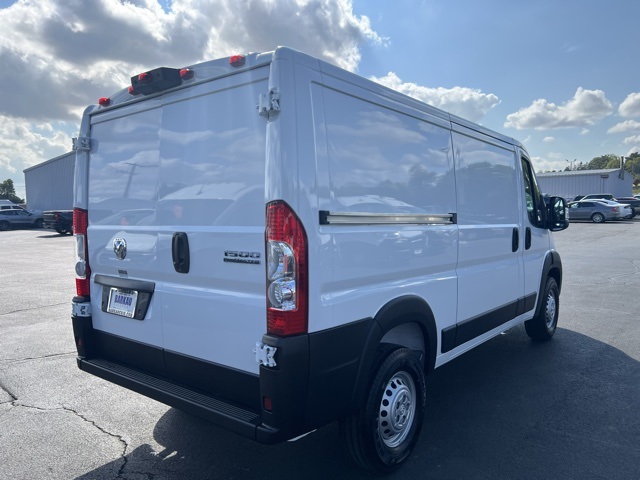 2026 Ram ProMaster 1500 photo 3