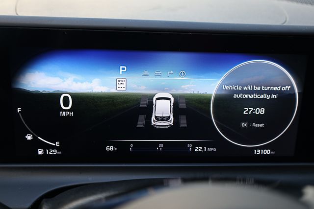 2024 Kia Seltos SX photo 19