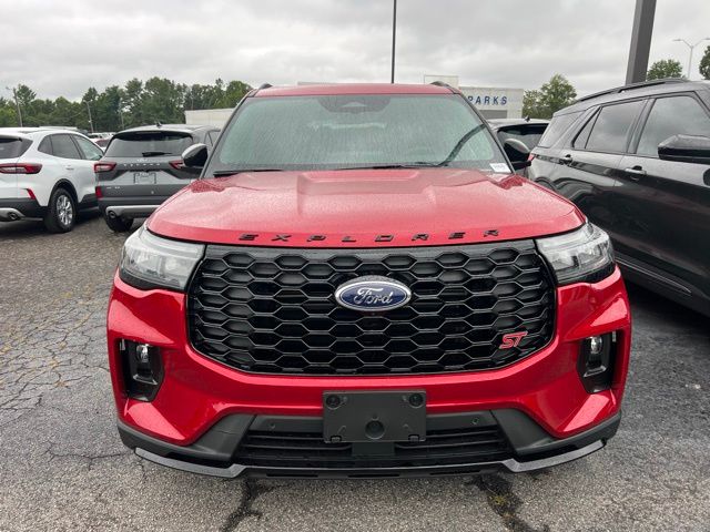 2025 Ford Explorer ST photo 3