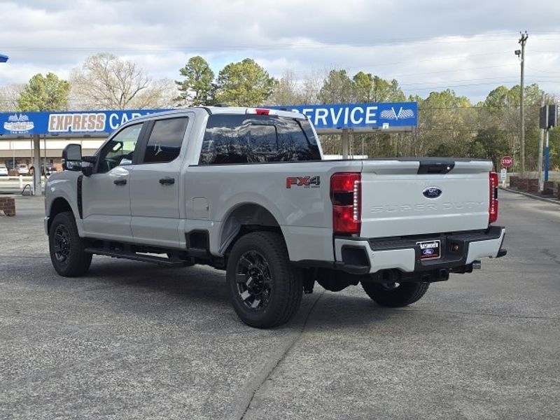 2025 Ford F-250 XL photo 4