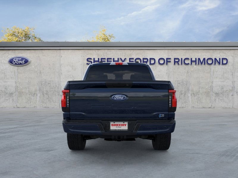 2025 Ford F-150 Lightning XLT photo 6