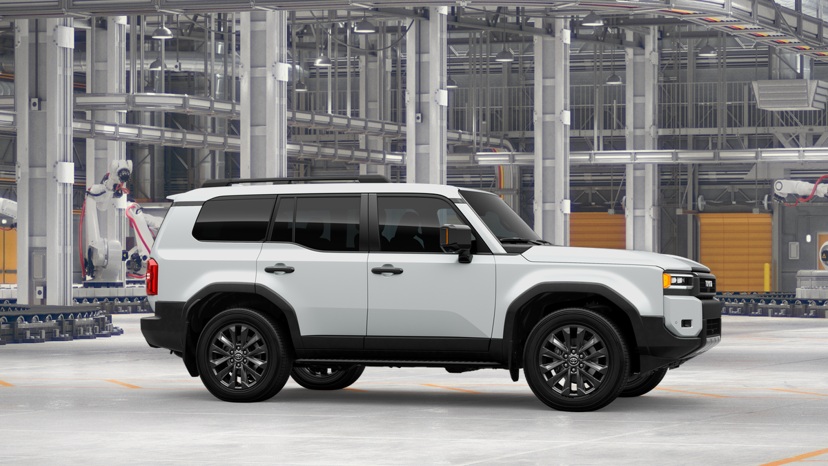 2026 Toyota Land Cruiser photo 10