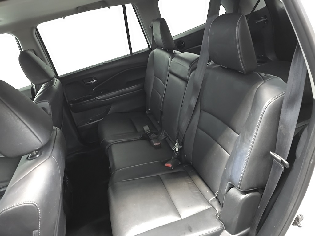 2022 Honda Pilot Special Edition photo 30