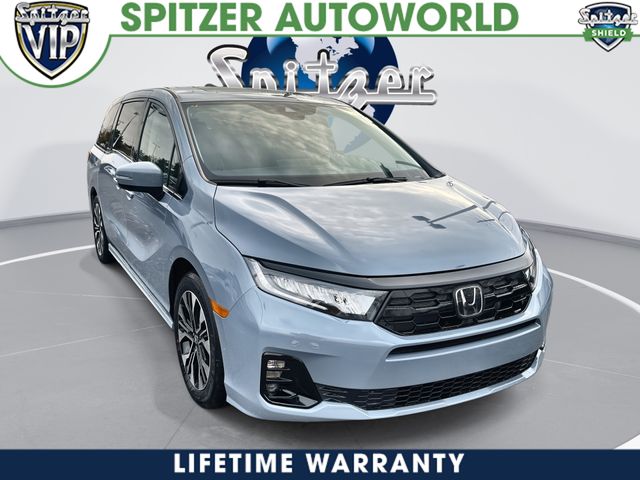 2026 Honda Odyssey Elite's photo