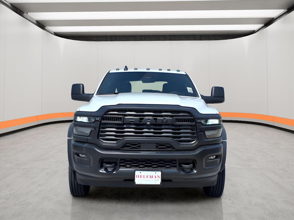 2025 Ram 5500 Tradesman photo 2