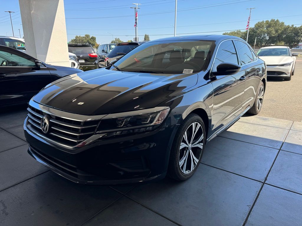 2021 Volkswagen Passat 2.0T SE photo 3
