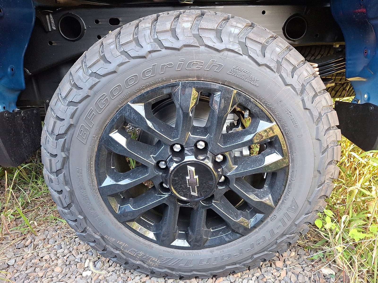 2026 Chevrolet Silverado LT photo 3