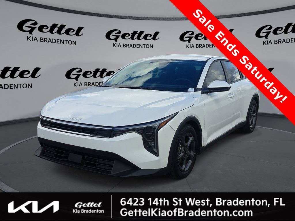 2025 Kia K4 LXS