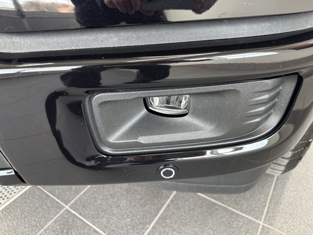 2025 Ford F-150 XLT photo 3