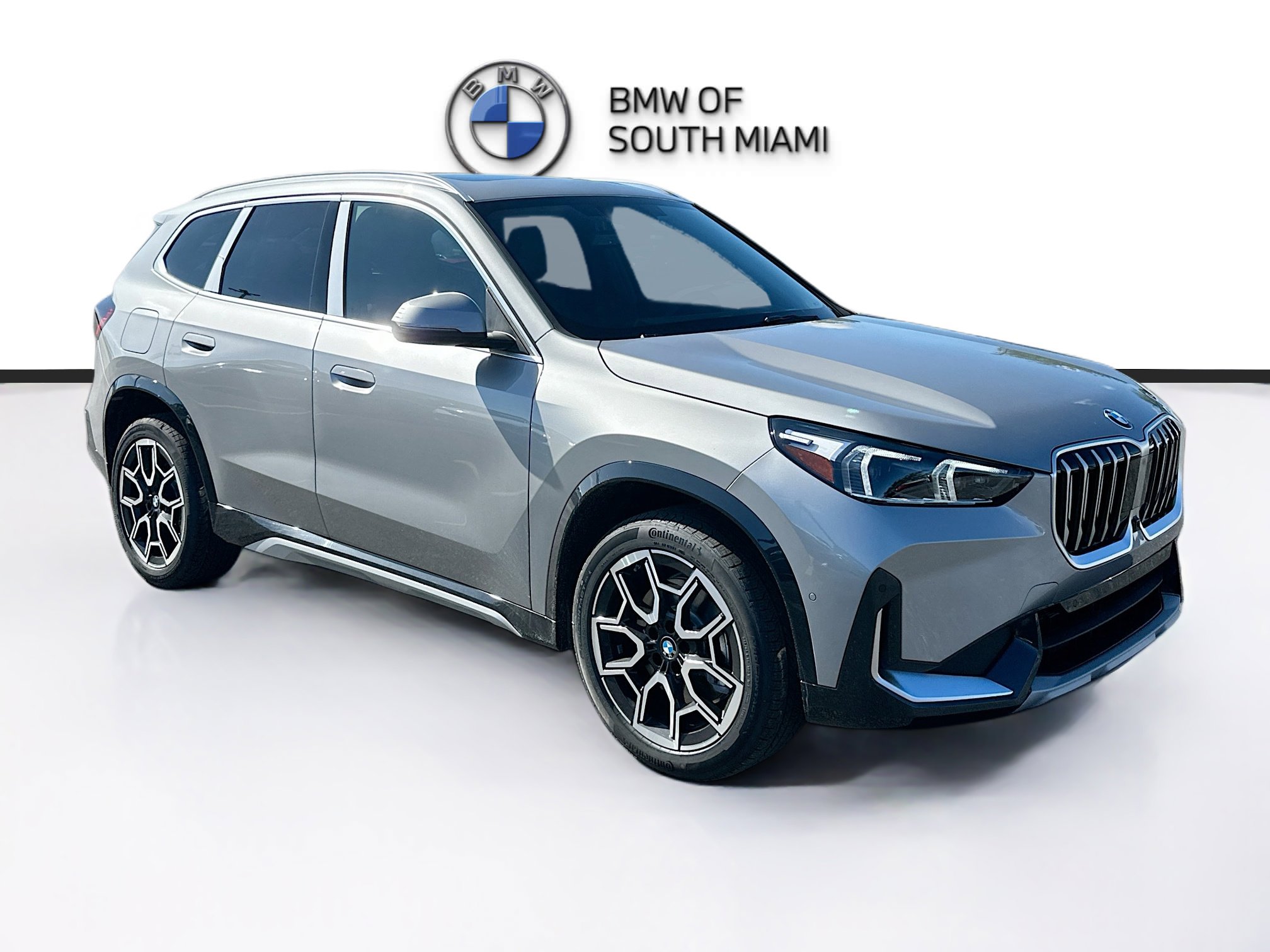 2026 BMW X1 28i's photo