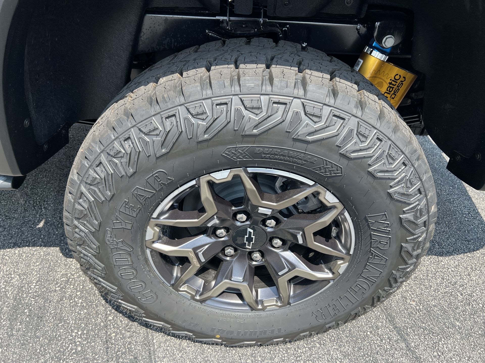 2026 Chevrolet Colorado ZR2 photo 4