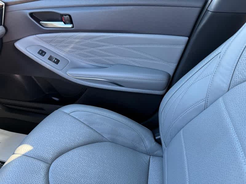 2020 Toyota Avalon Limited - Photo 22