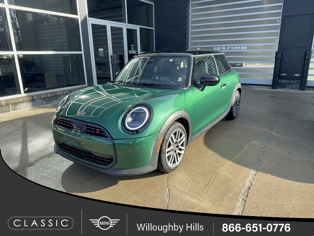 2025 MINI Hardtop 2 Door S's photo