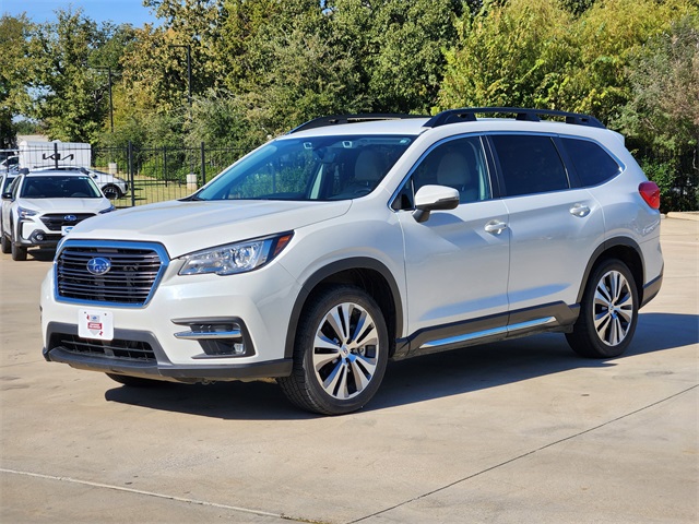 2022 Subaru Ascent Limited photo 2