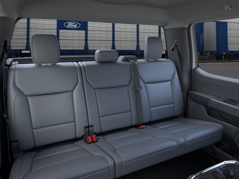 2025 Ford F-150 Lightning XLT photo 11