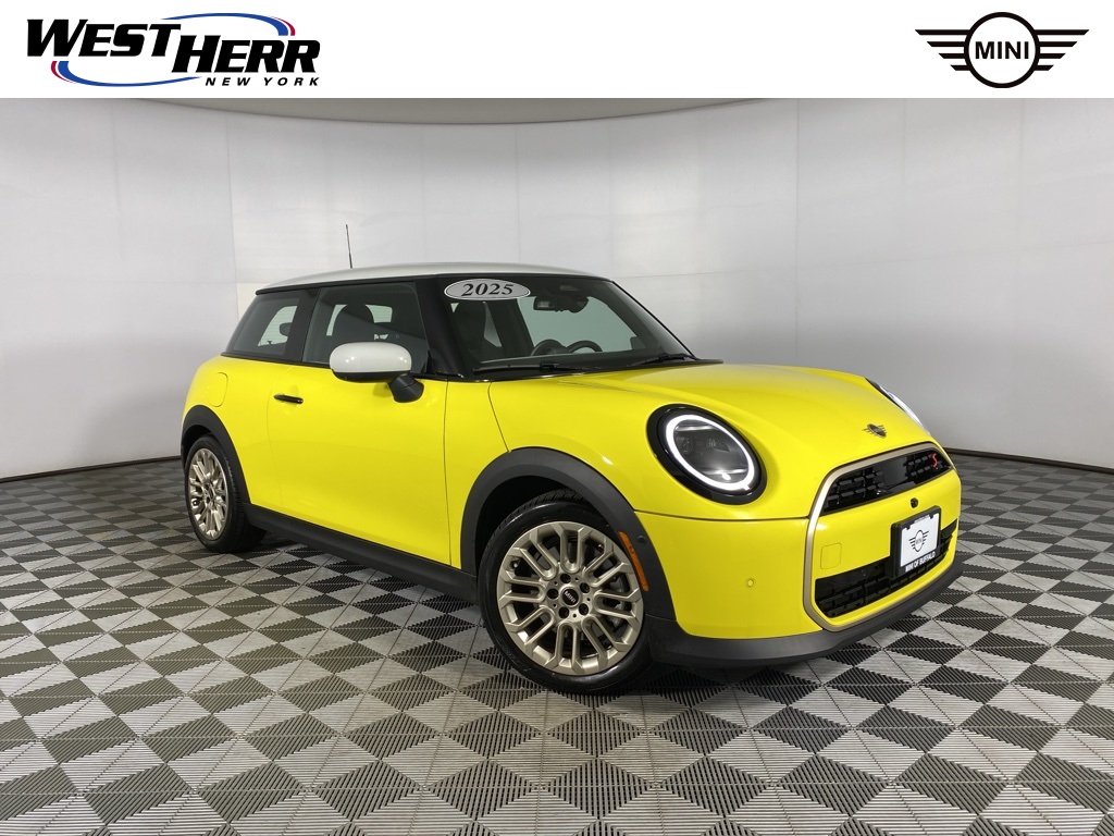 2025 MINI Hardtop 2 Door S's photo