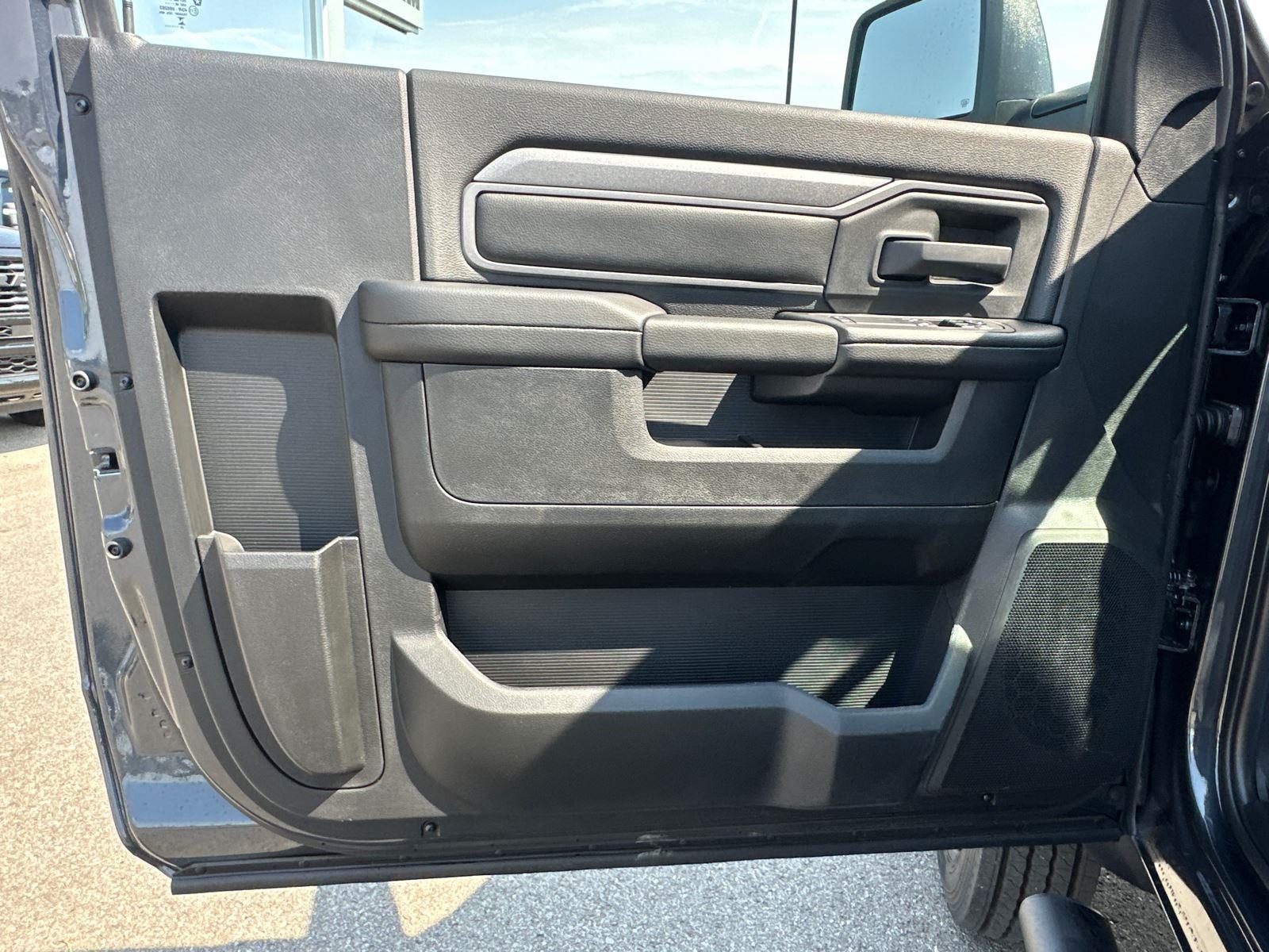 2026 Ram 5500 photo 10