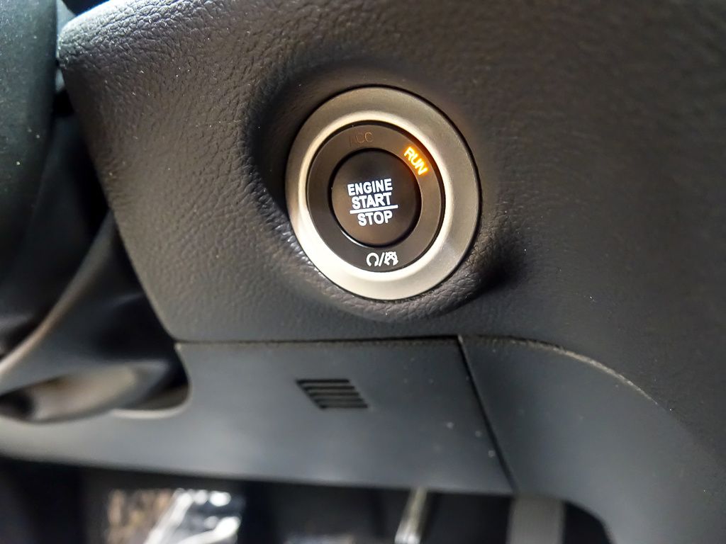 2021 Chrysler Pacifica Touring L photo 15