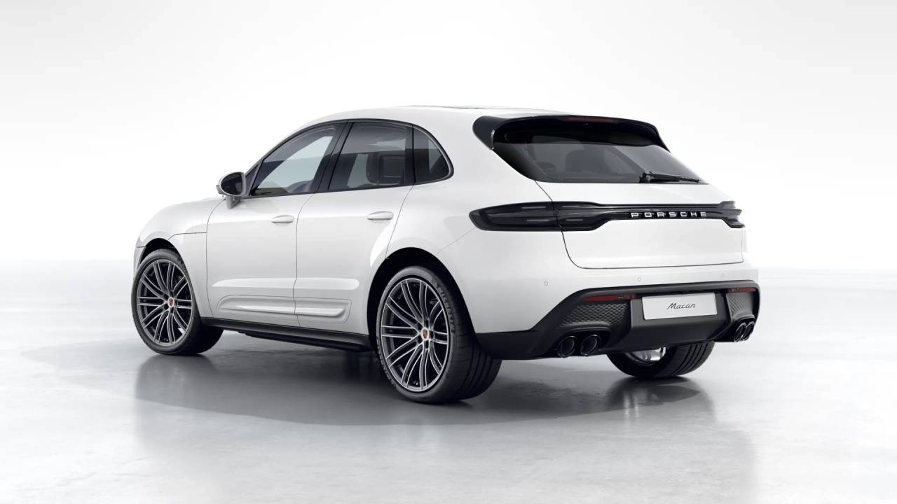 2026 Porsche Macan T photo 3