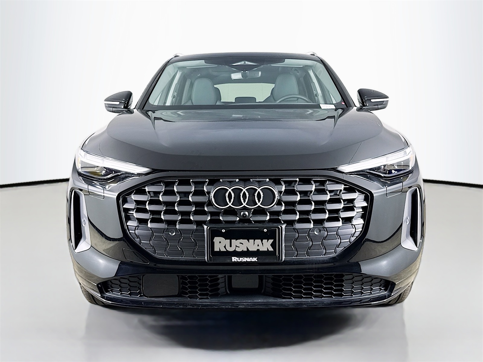 2025 Audi Q5 2.0T Premium Plus photo 2