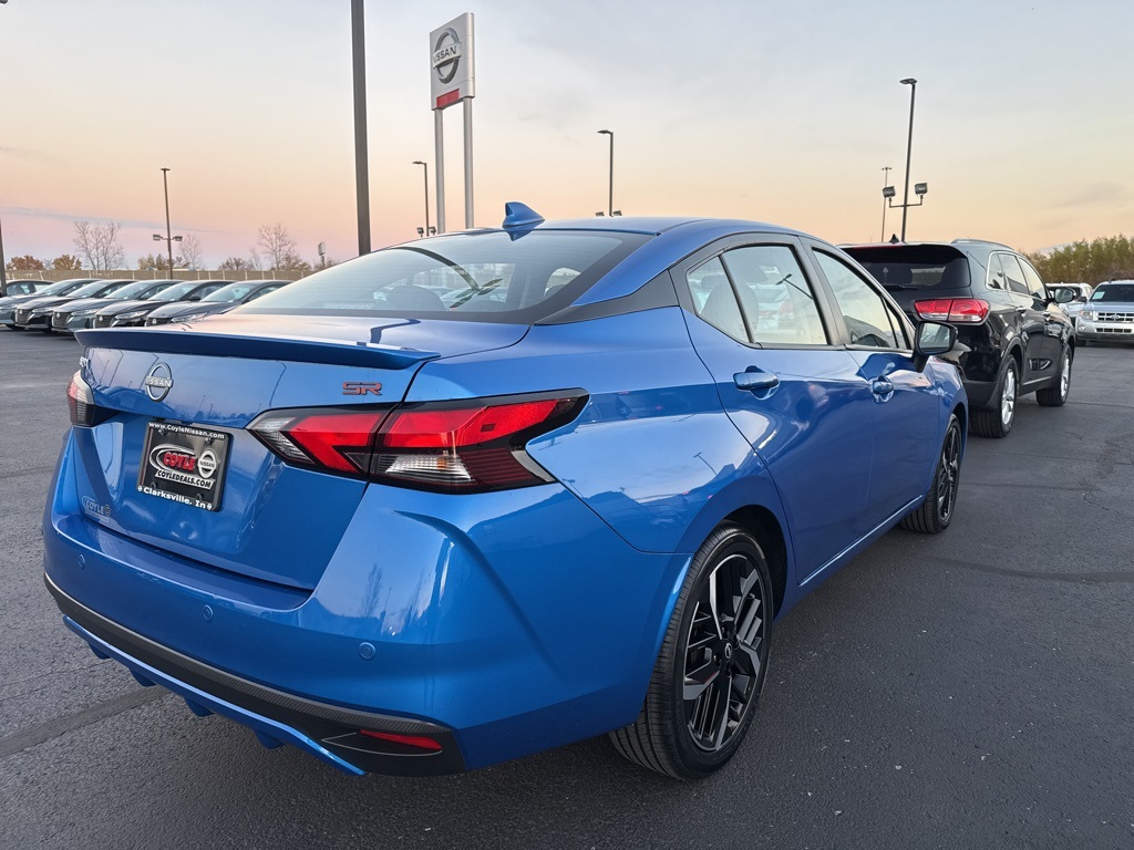 2024 Nissan Versa 1.6 SR photo 3