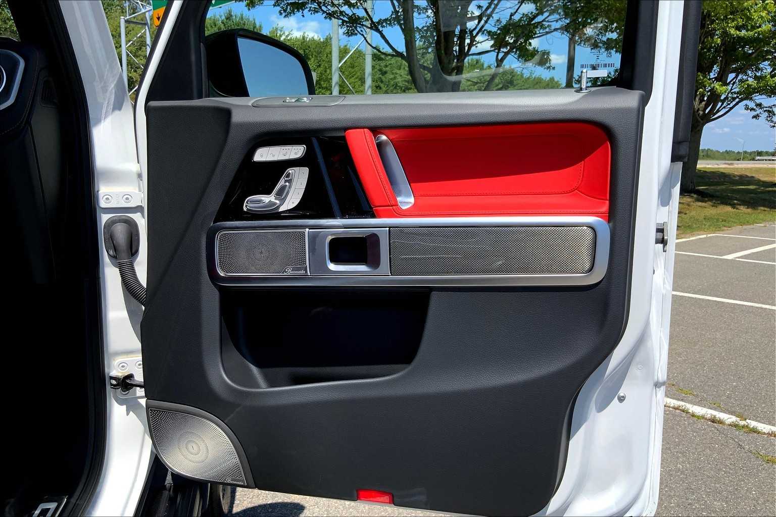 2025 Mercedes Benz G 550 photo 20