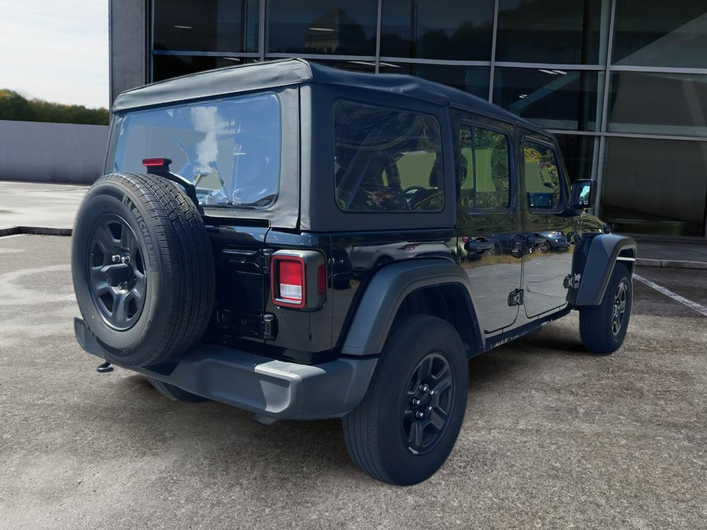 2021 Jeep Wrangler Unlimited Sport photo 5