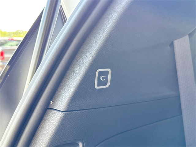 2026 Chrysler Pacifica photo 33