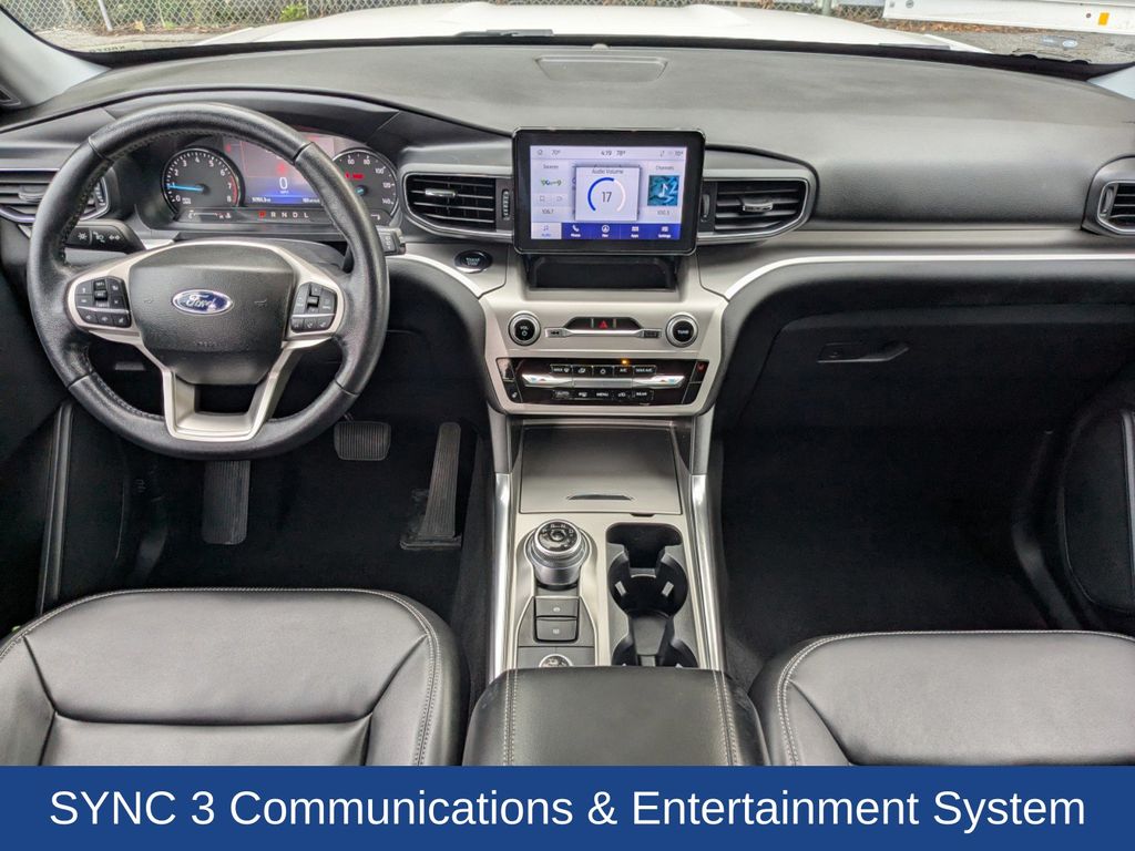2022 Ford Explorer XLT photo 18
