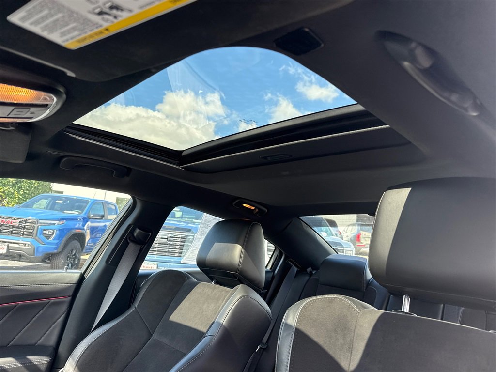 2023 Dodge Charger R/T photo 26