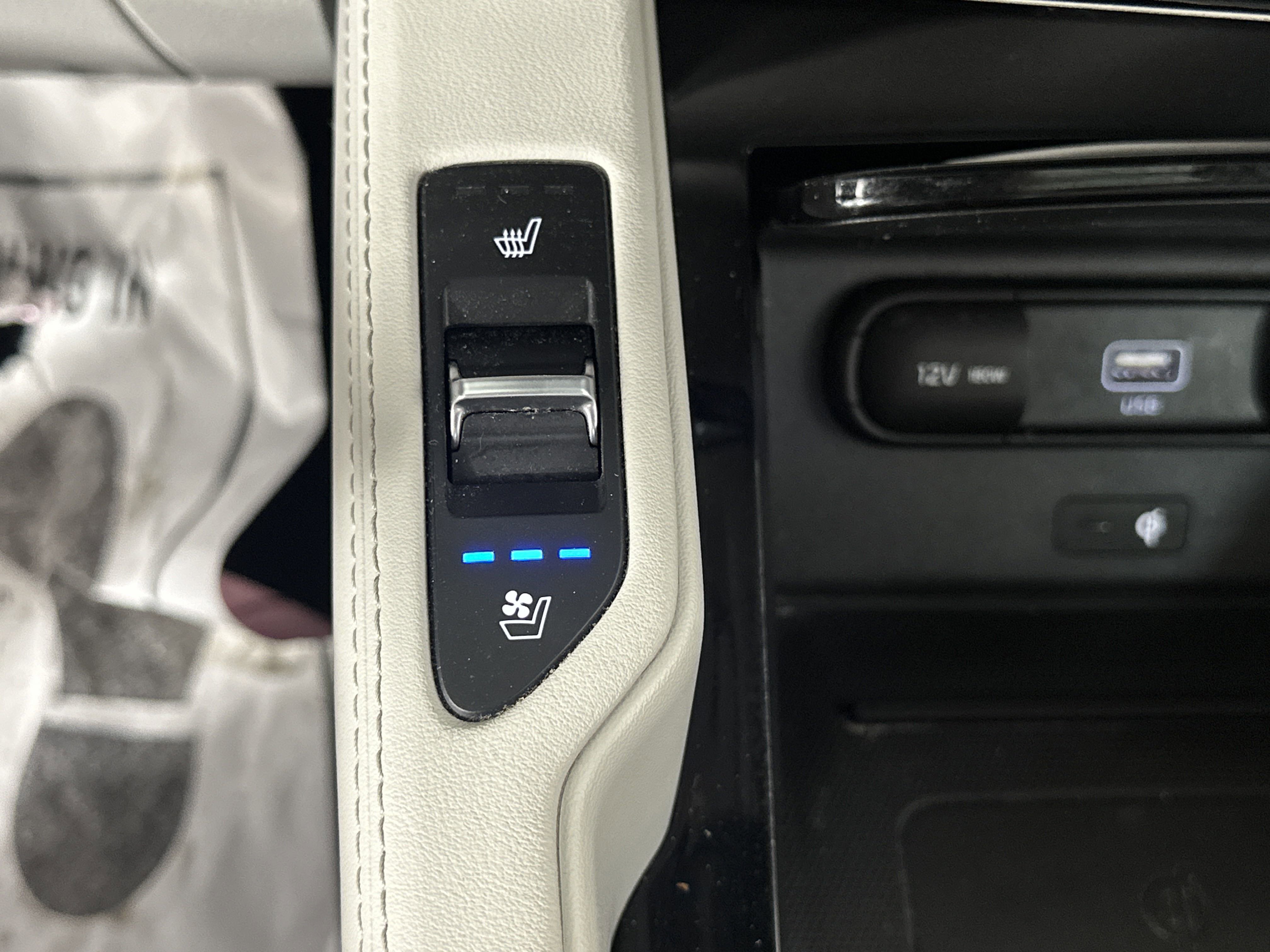 2021 Kia Telluride EX photo 11