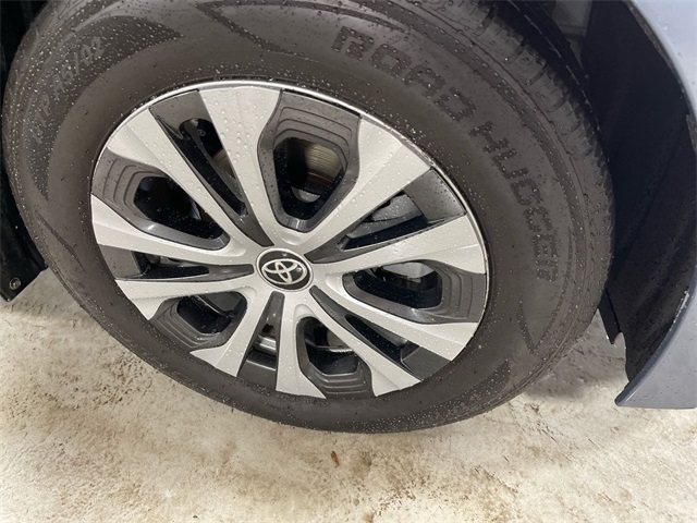 2022 Toyota Corolla Hybrid LE photo 10