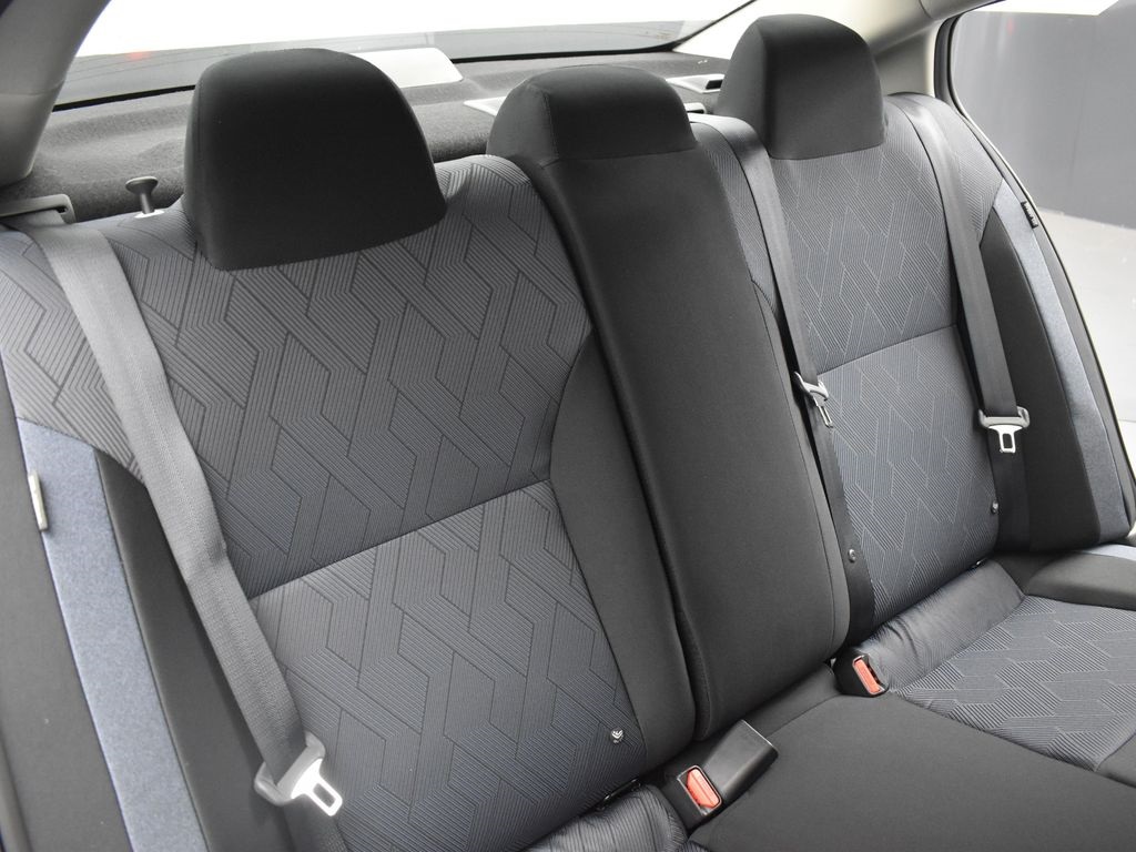 2025 Nissan Versa 1.6 SV photo 21