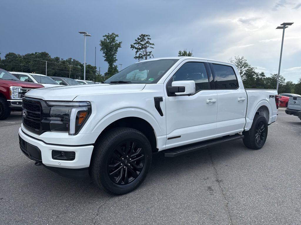 2025 Ford F-150 Lariat photo 7