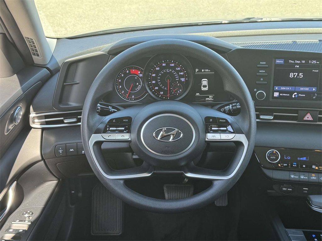 2023 Hyundai Elantra SEL photo 14