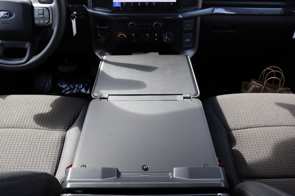 2025 Ford F-150 STX photo 16
