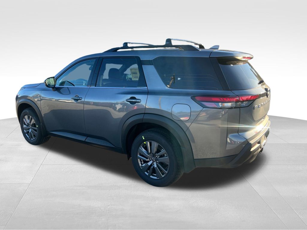 2025 Nissan Pathfinder SV photo 3