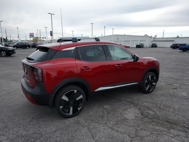 2026 Nissan Kicks SR photo 2