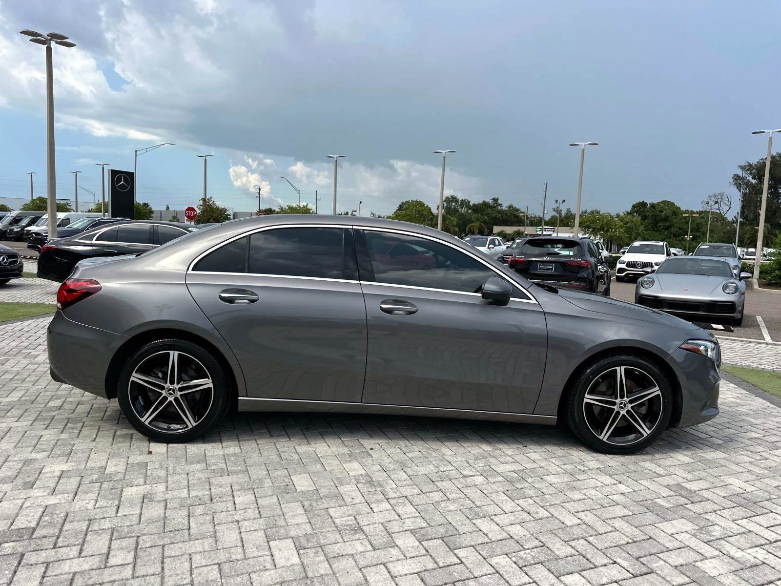2022 Mercedes Benz A 220 photo 3