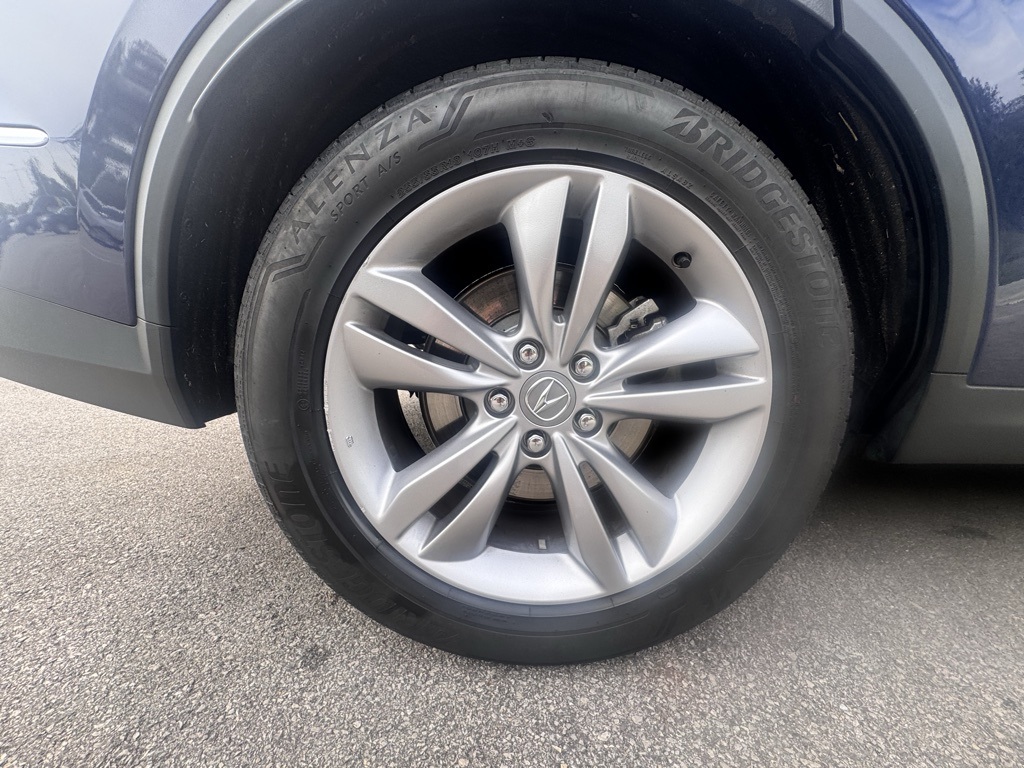 2023 Acura MDX SH-AWD photo 12