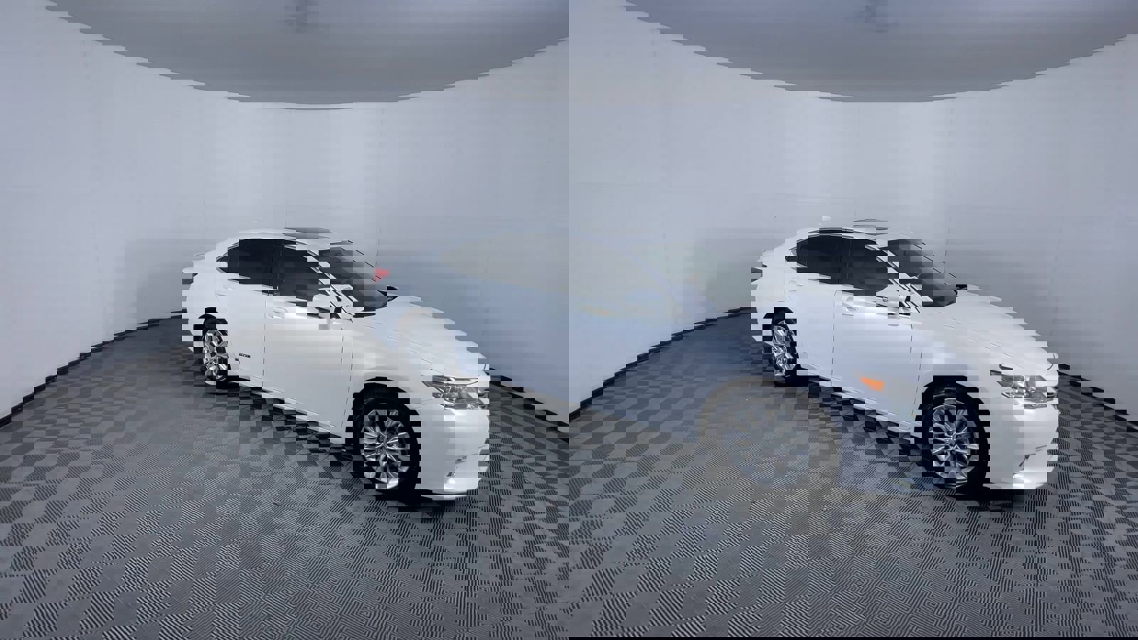 JTHBW1GG1F2084776