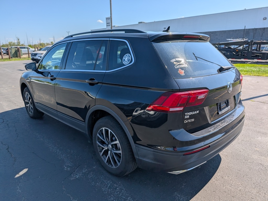 2019 Volkswagen Tiguan SE photo 3