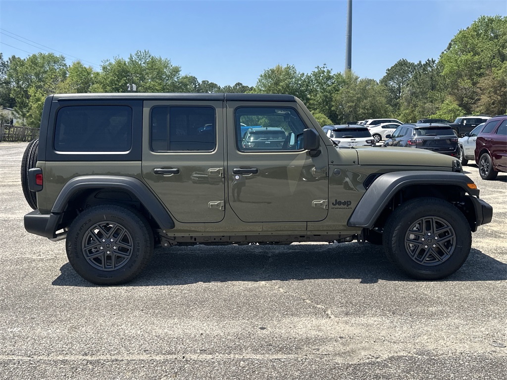 2025 Jeep Wrangler Sport S photo 4