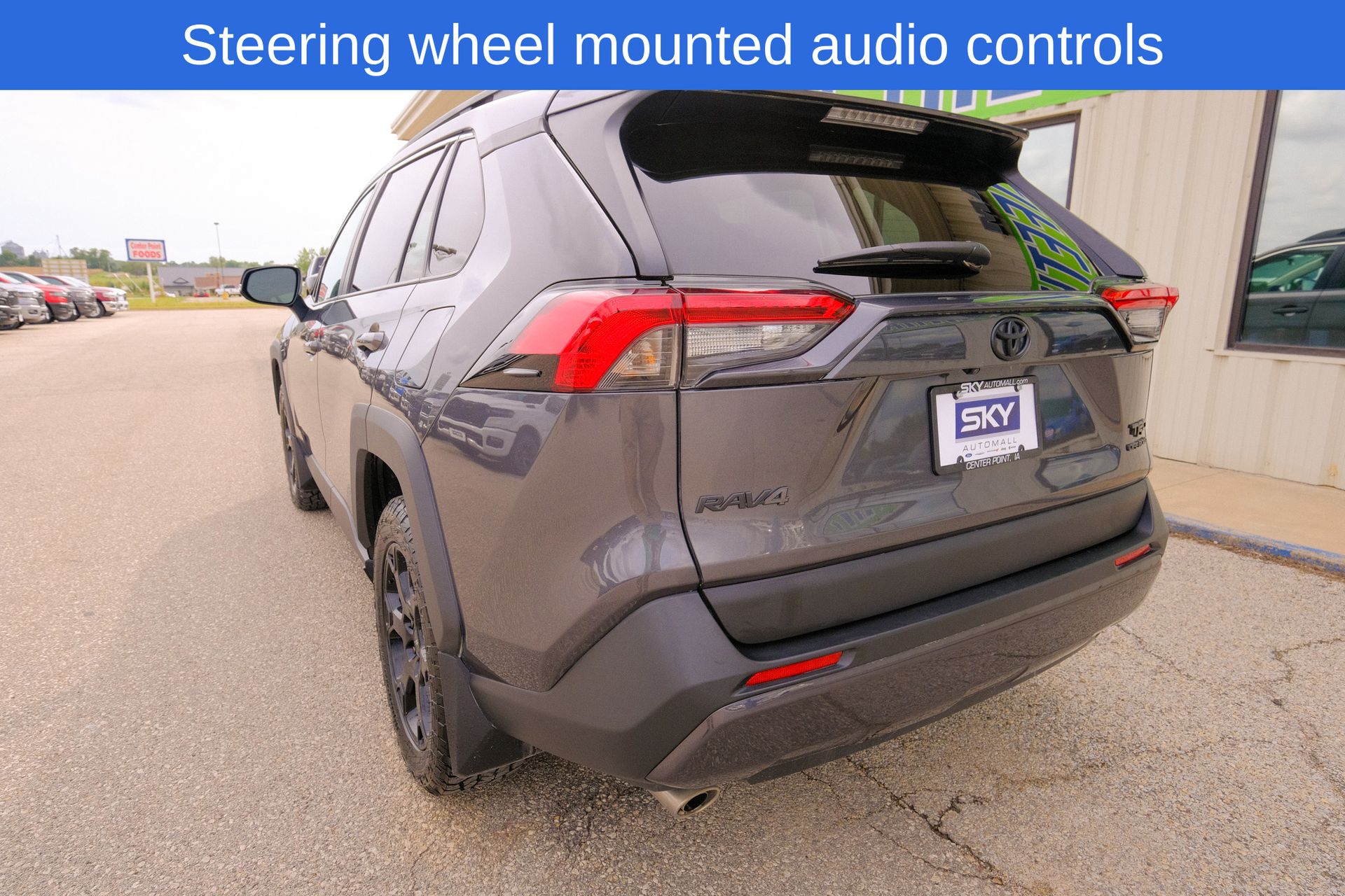 2023 Toyota RAV4 TRD photo 3